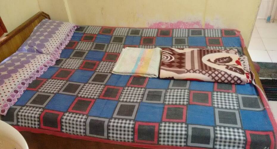 Hotel Raj Lodging, Pune 5